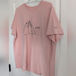 Levi's "Who Me?" Travel Kitty Graphic Tee - XL
